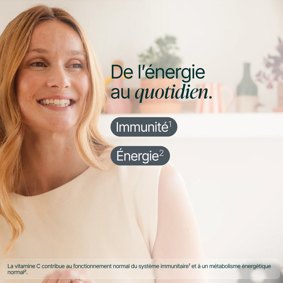 Femme souriante : de l'énergie au quotidien, immunité et énergie